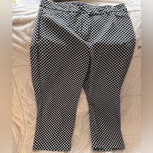 Zac and Rachel women’s capri dress pants